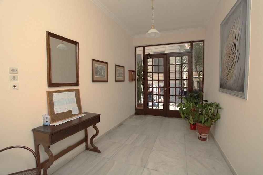 Stylish Studio Below The Acropolis Ateny Zewnętrze zdjęcie