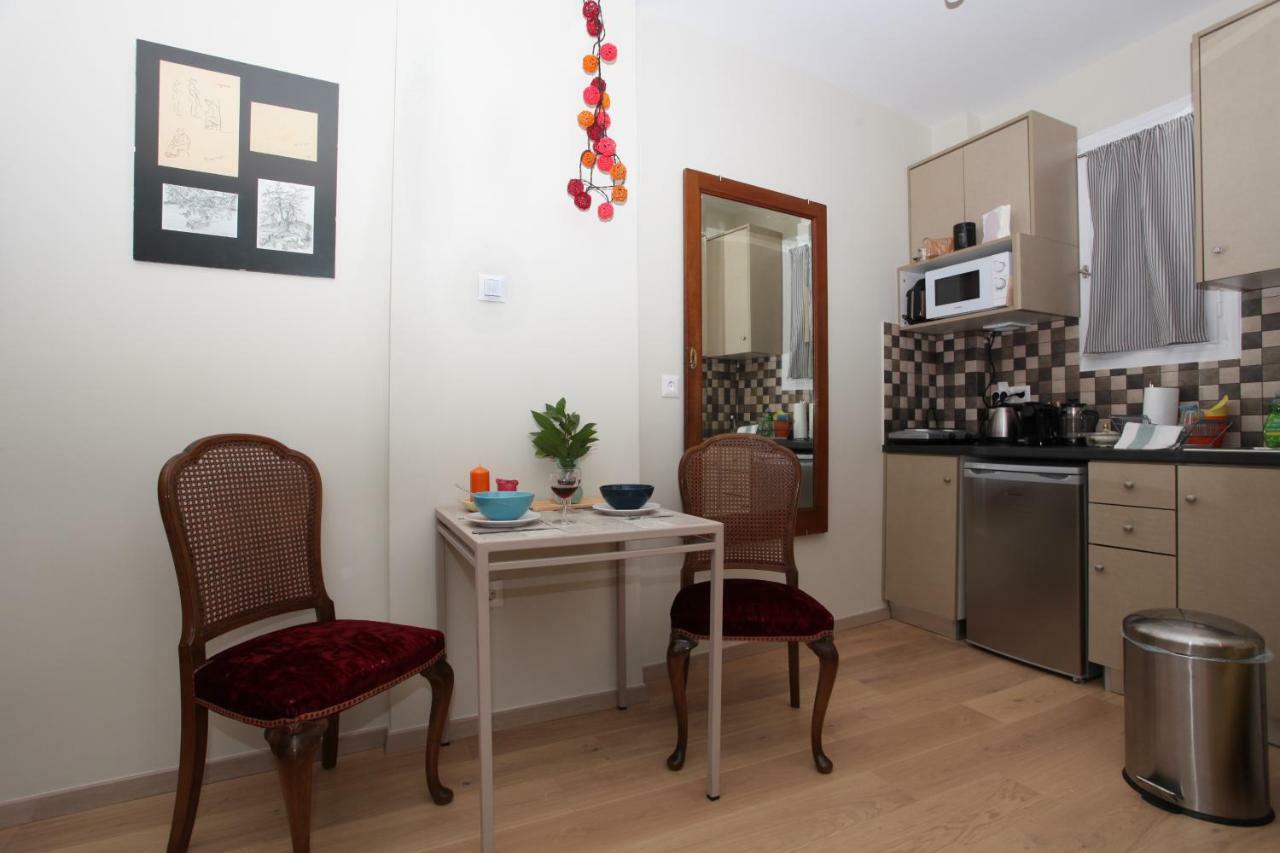 Stylish Studio Below The Acropolis Ateny Zewnętrze zdjęcie